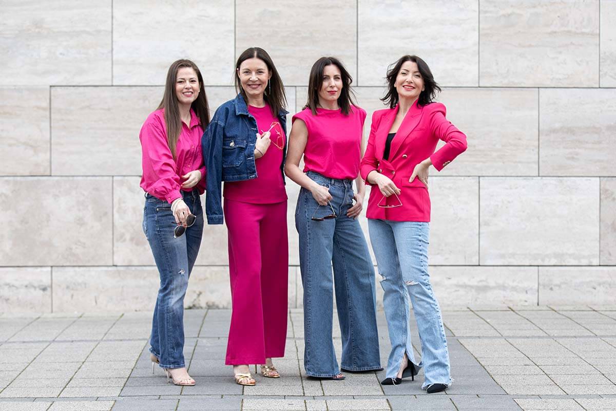 Női önbizalom és stílusos megjelenés, nők pinkben